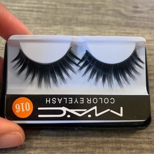 🍒🍒 (Bundle only) Black Eye Lashes